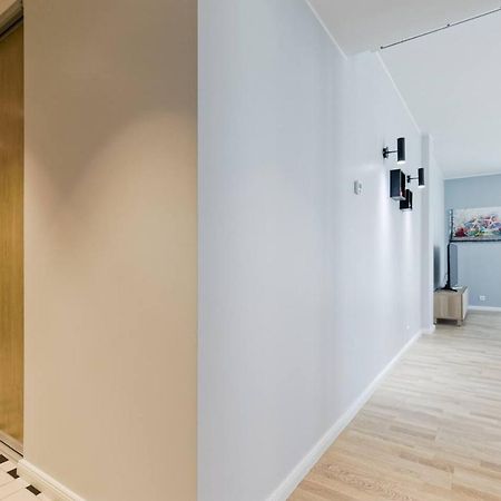 Central Apartments, Quiet With Free Parking And Ac. 塔林 外观 照片