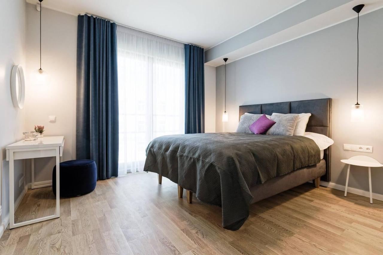 Central Apartments, Quiet With Free Parking And Ac. 塔林 外观 照片